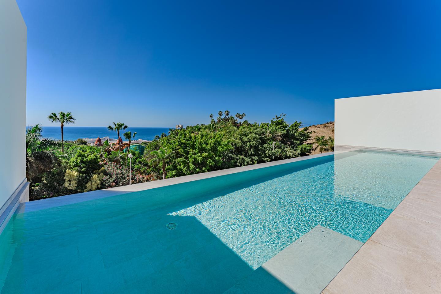 Villa for Sale in Adeje