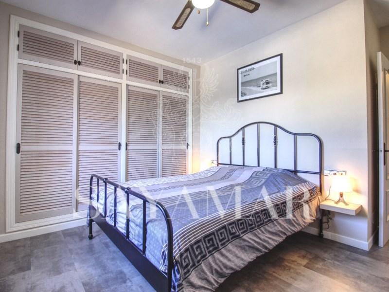 Villa for Sale in Sayalonga