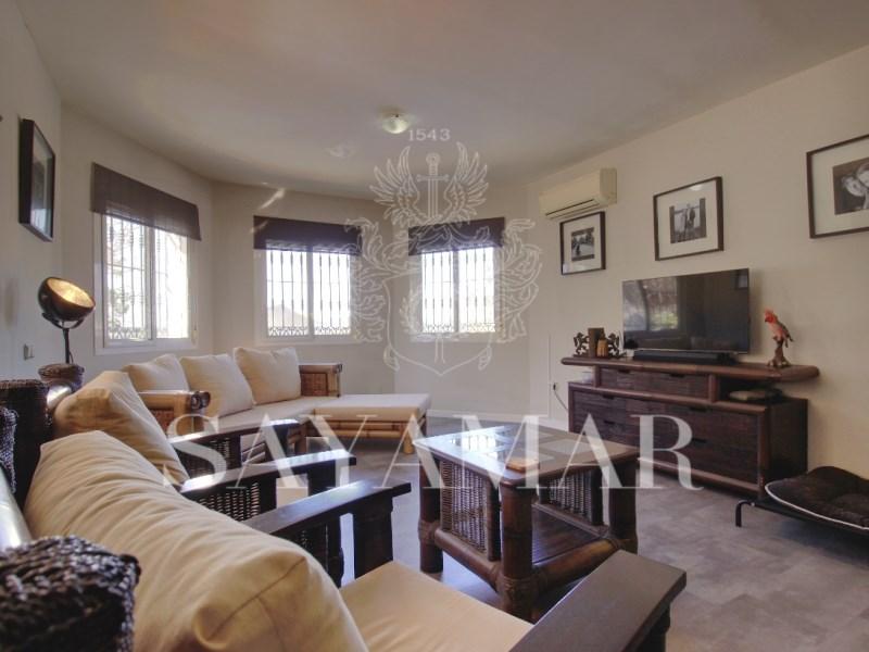 Villa for Sale in Sayalonga