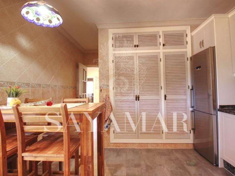 Villa for Sale in Sayalonga