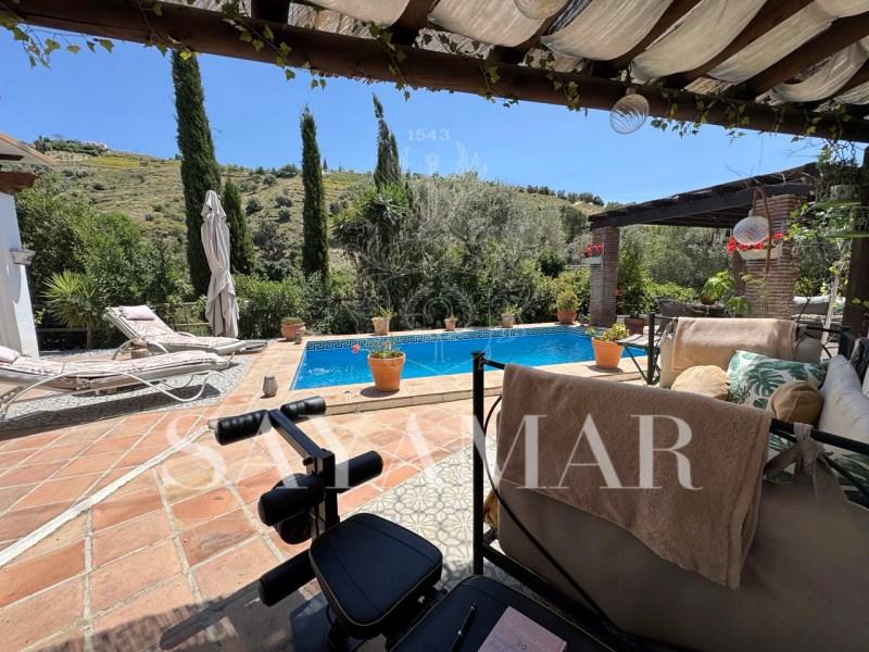 Villa for Sale in Árchez