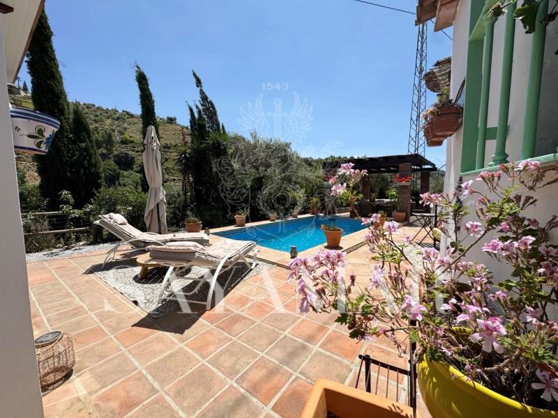 Villa for Sale in Árchez