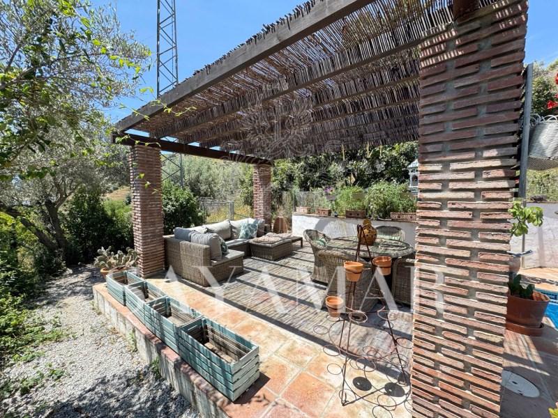 Villa for Sale in Árchez