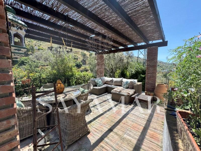 Villa for Sale in Árchez