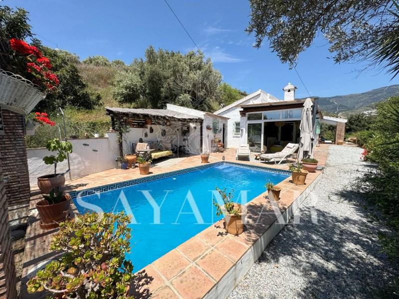 Villa for Sale in Árchez