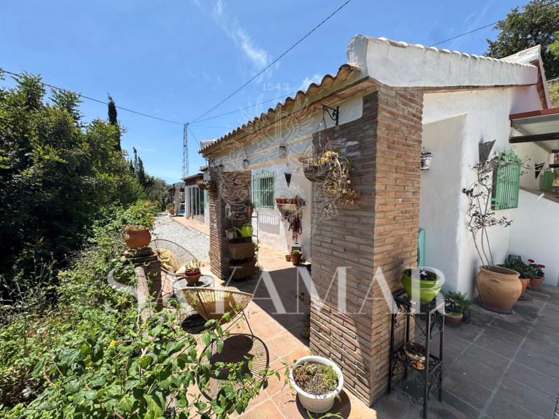 Villa for Sale in Árchez