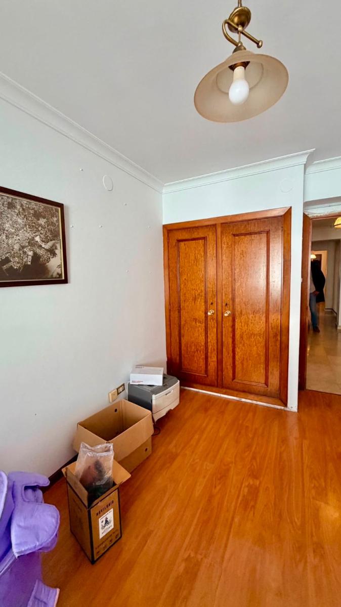 Flat for Sale in Ferrol