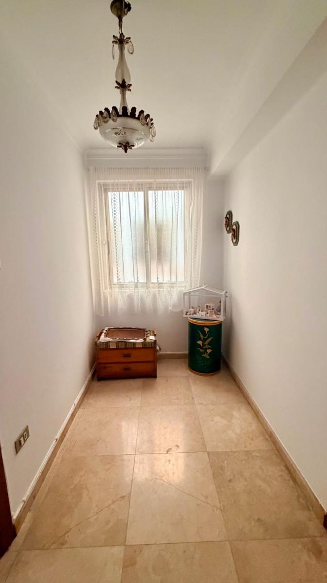 Flat for Sale in Ferrol