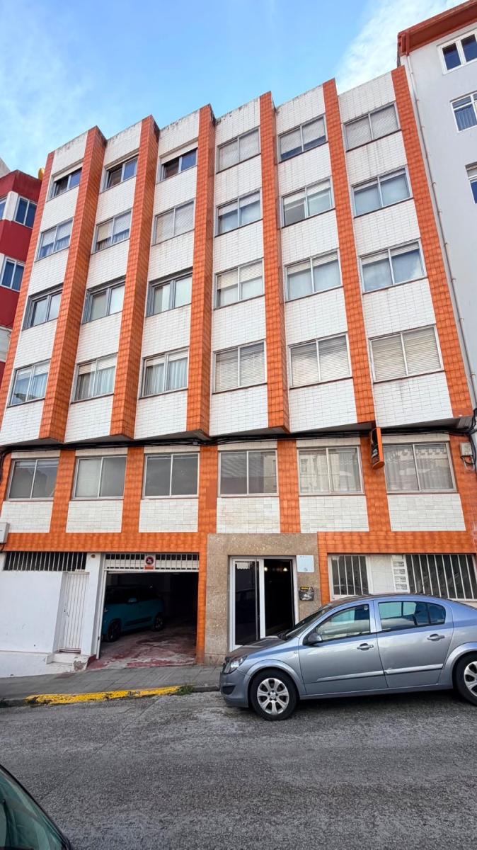 Flat for Sale in Ferrol