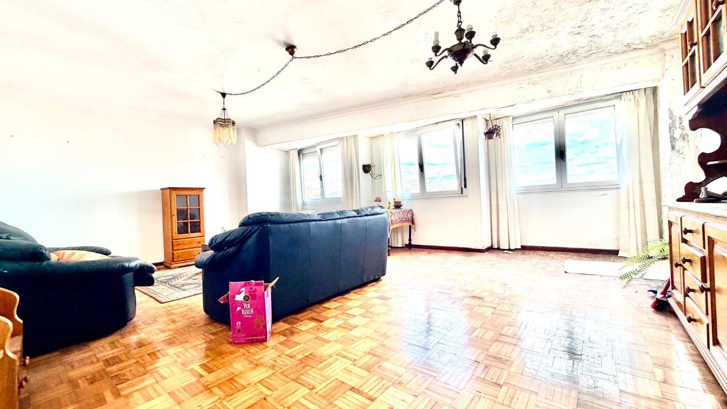 Flat for Sale in Ferrol