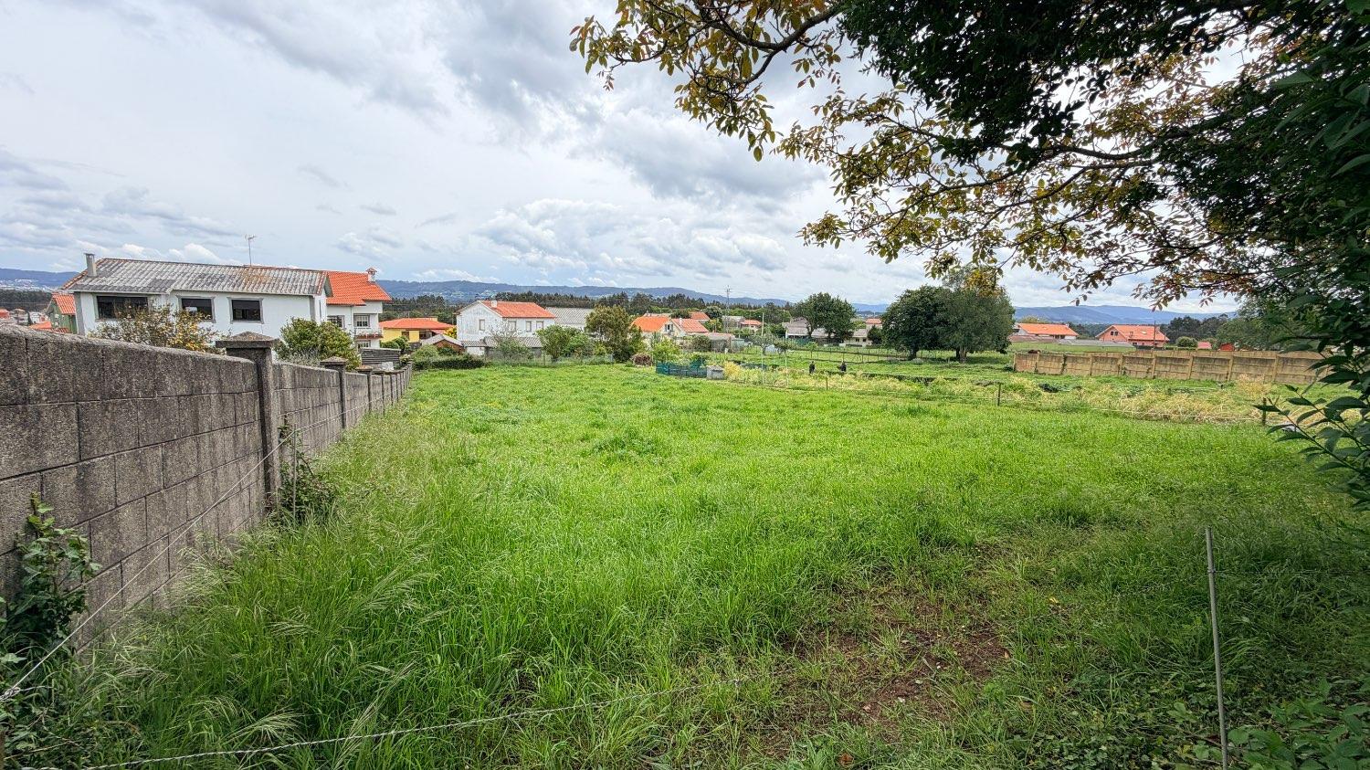 Plot for Sale in Narón