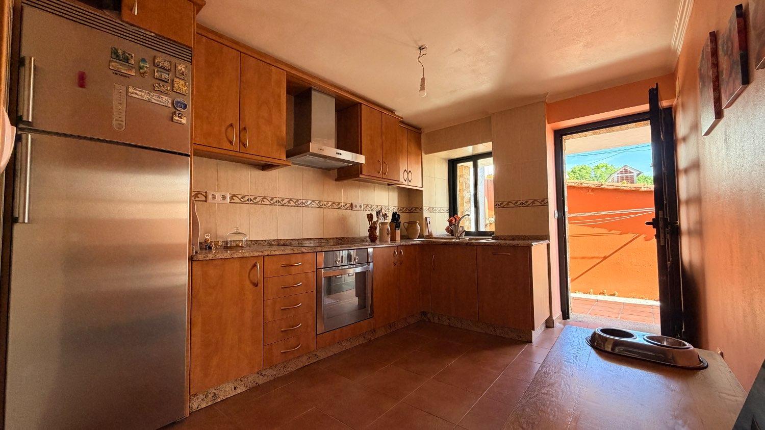 Adosado en Venta en Ares