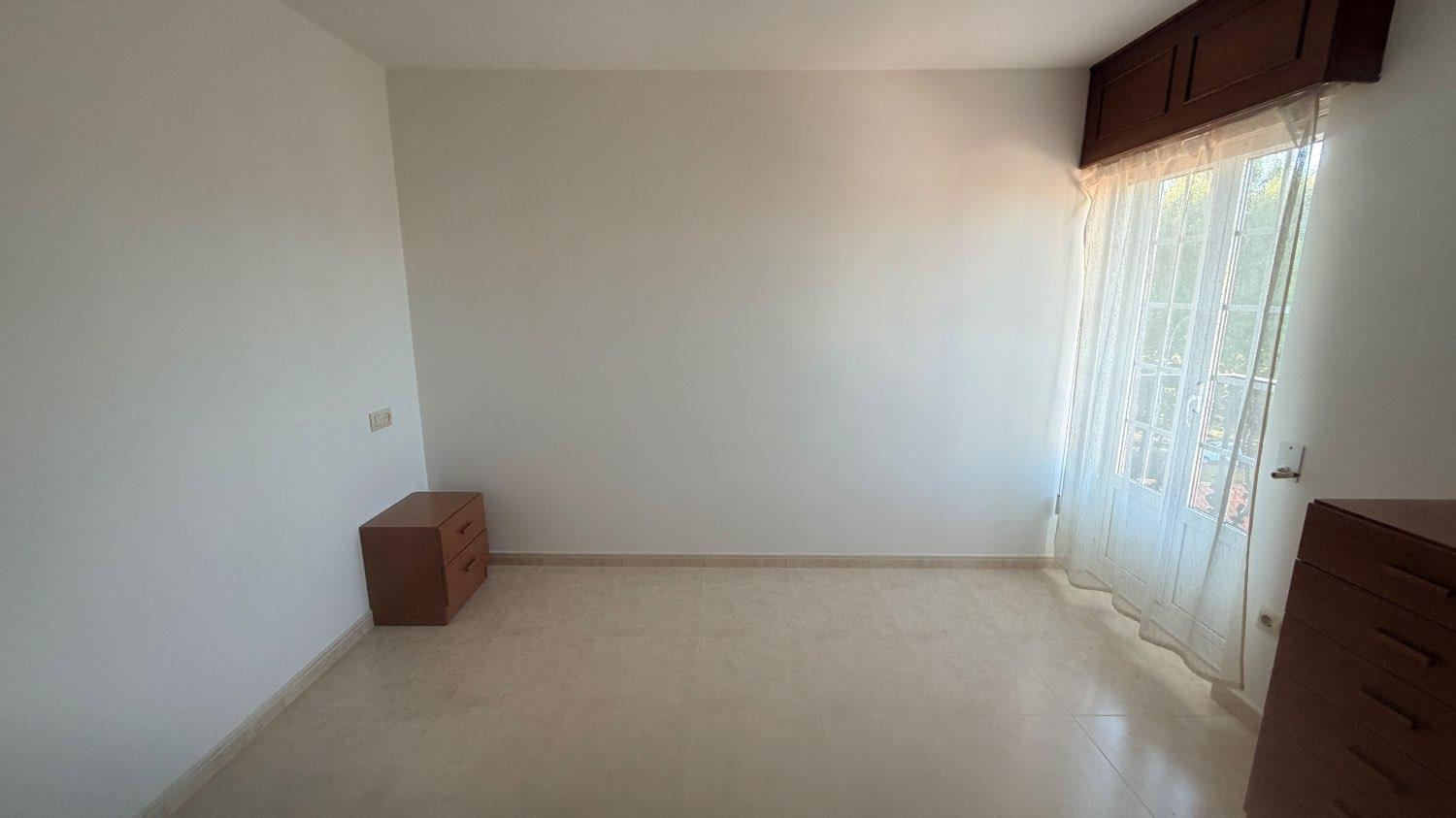 Flat for Rent in Ares