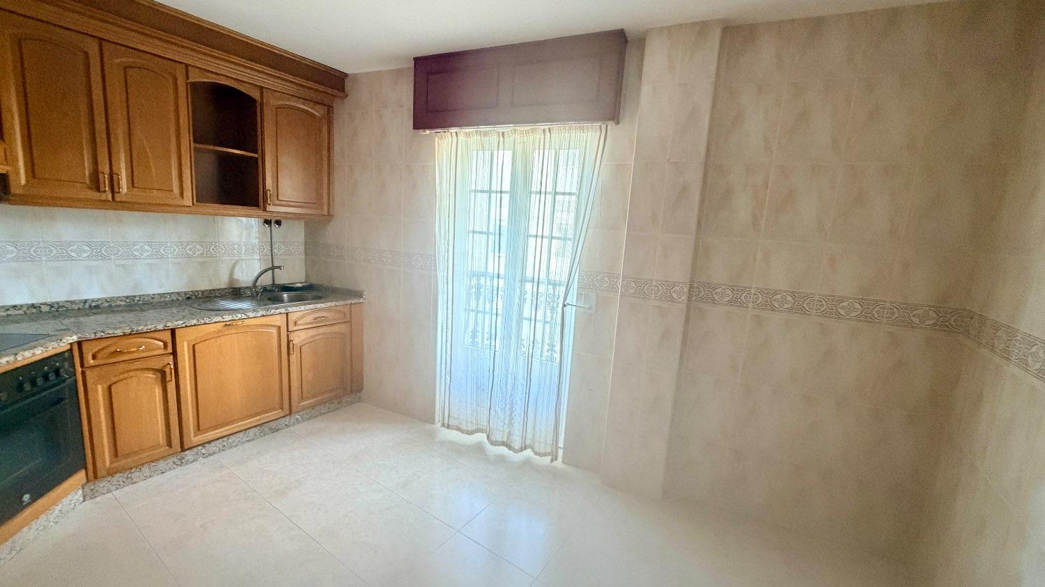 Flat for Rent in Ares