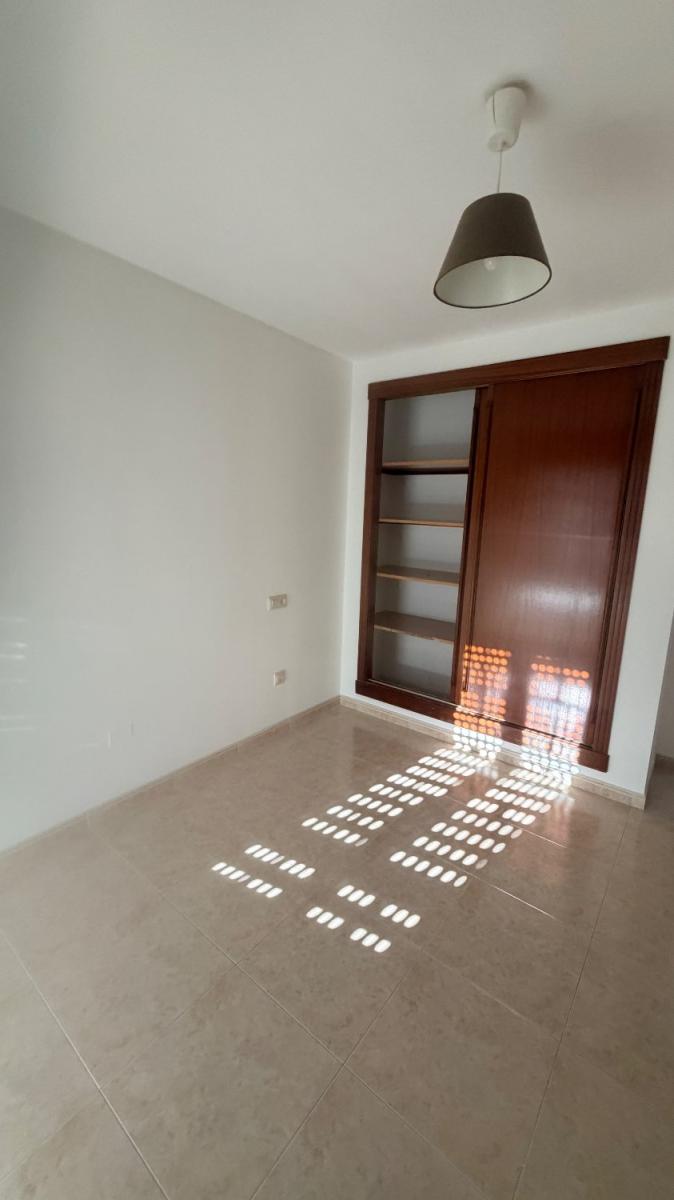 Flat for Rent in Ares
