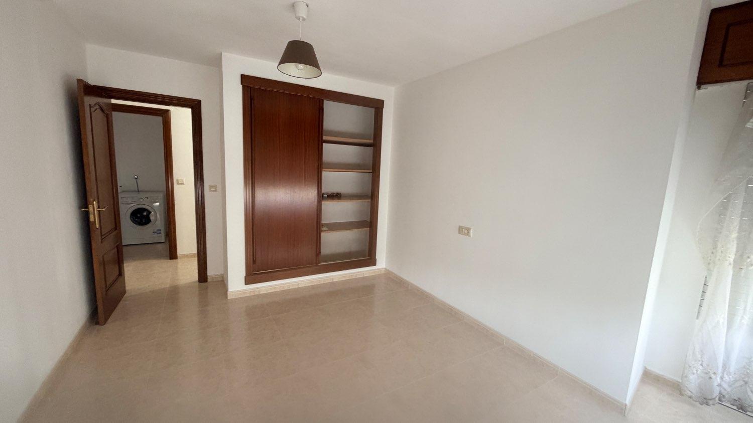 Flat for Rent in Ares