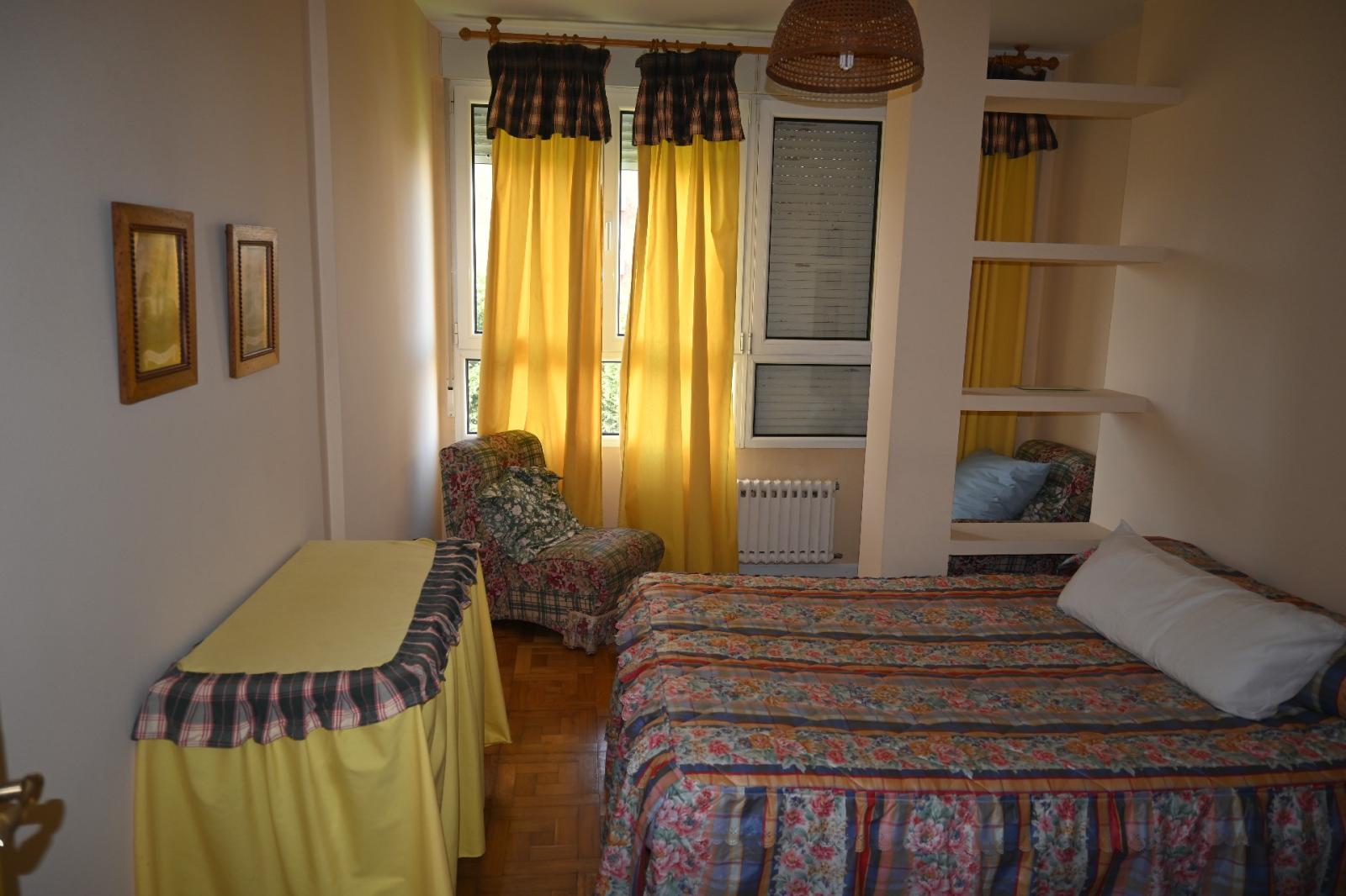 Flat for Rent in Santander