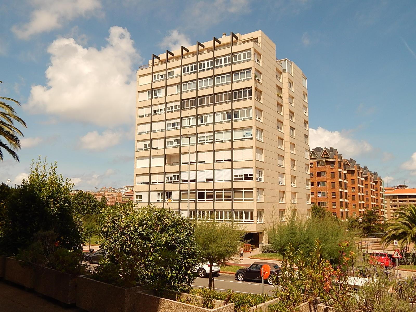 Flat for Rent in Santander
