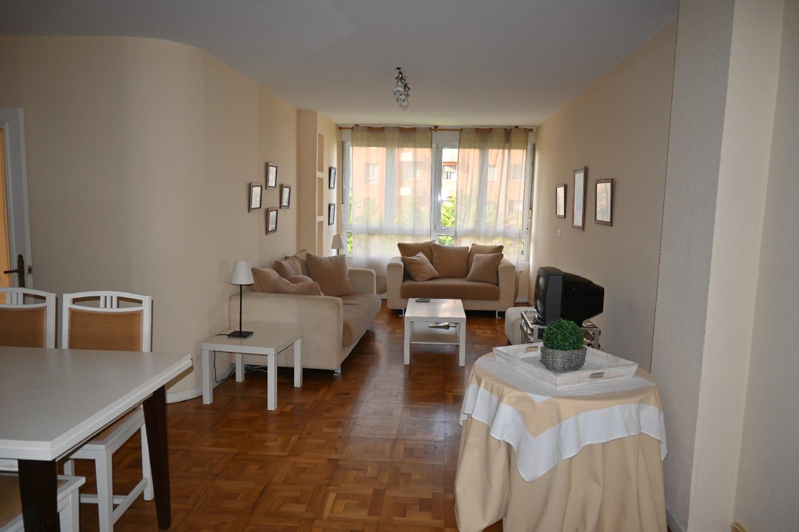 Flat for Rent in Santander