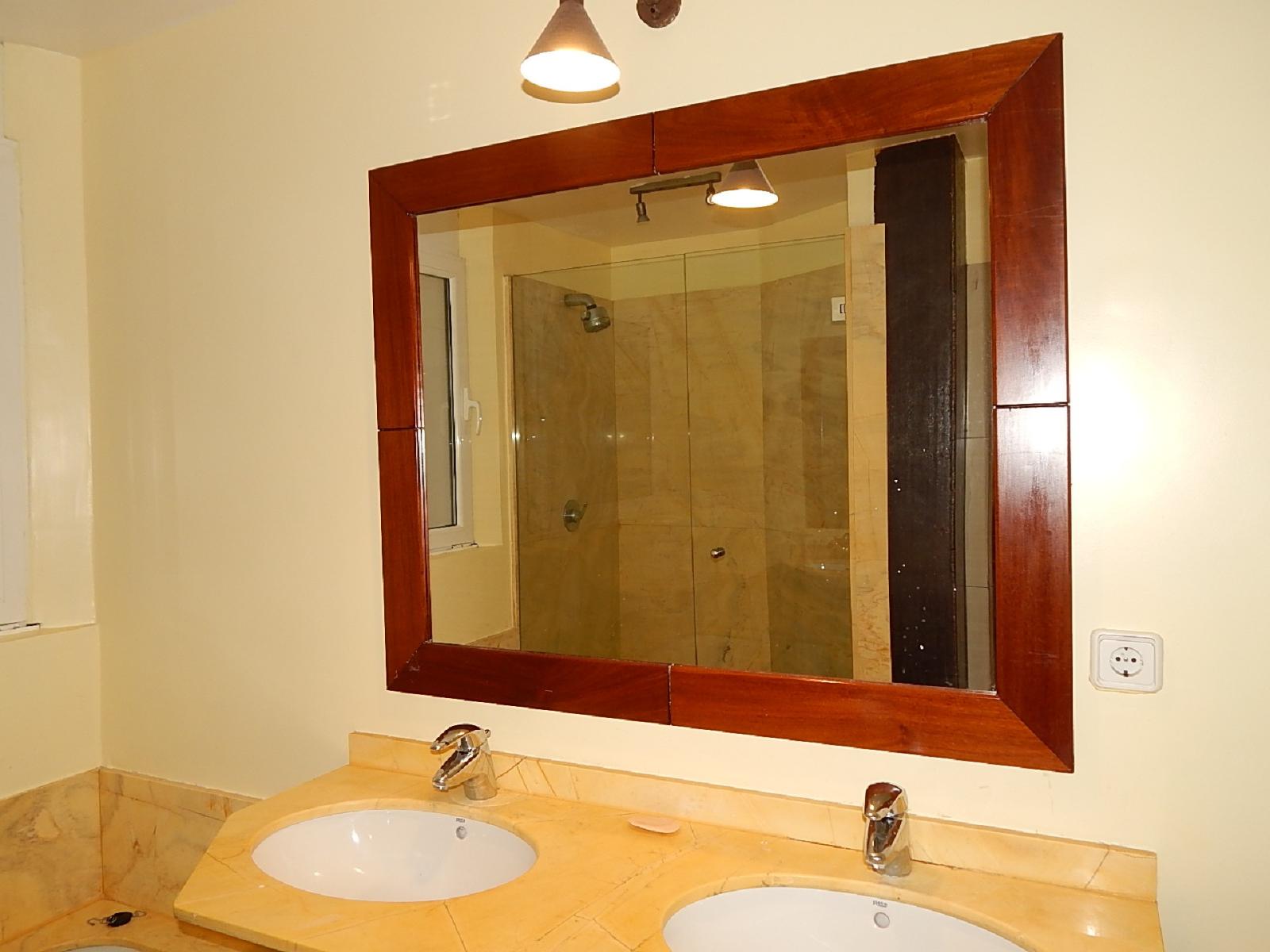 Flat for Rent in Santander