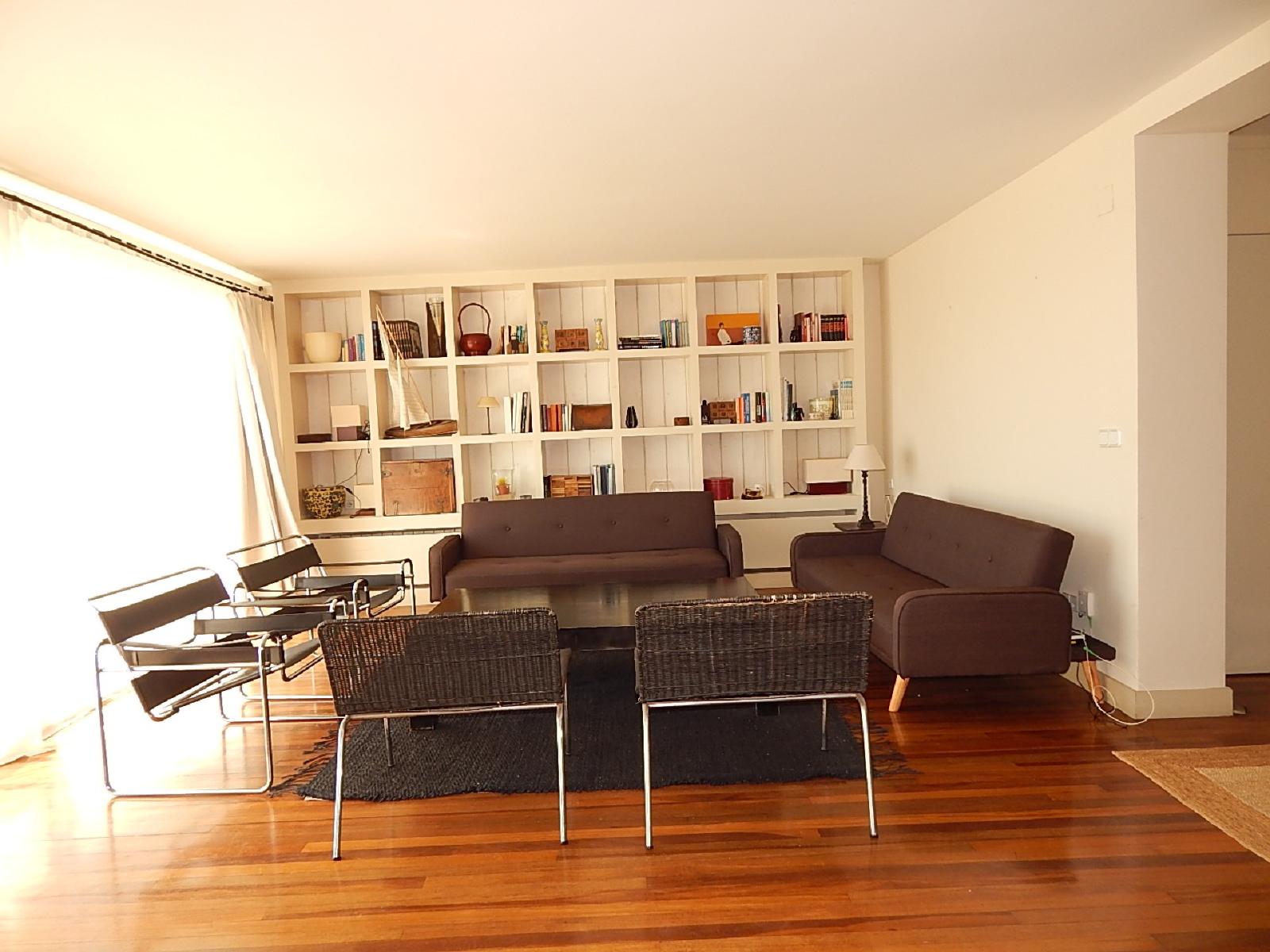 Flat for Rent in Santander