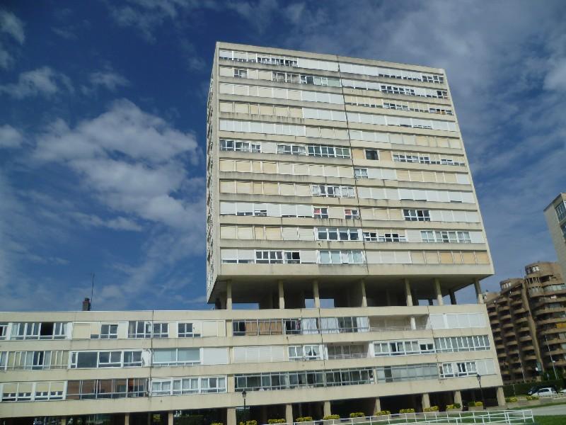 Flat for Rent in Santander