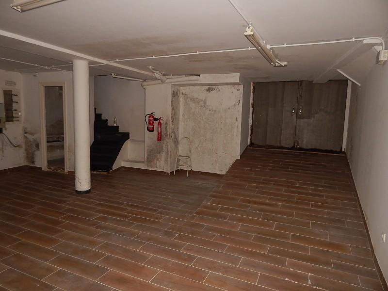 Premise for Rent in Santander