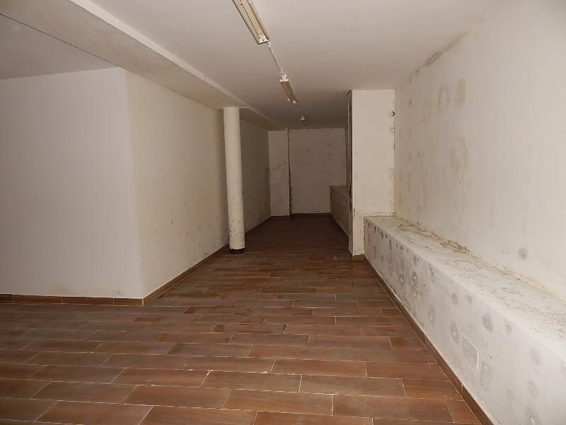 Premise for Rent in Santander