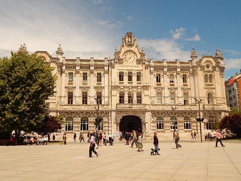 Premise for Rent in Santander