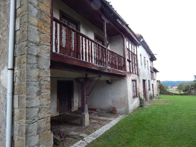 House for Sale in Ribamontán al Monte