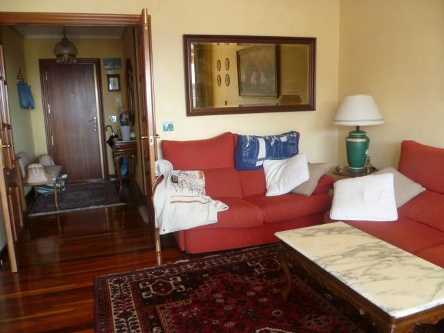 Flat for Rent in Santander