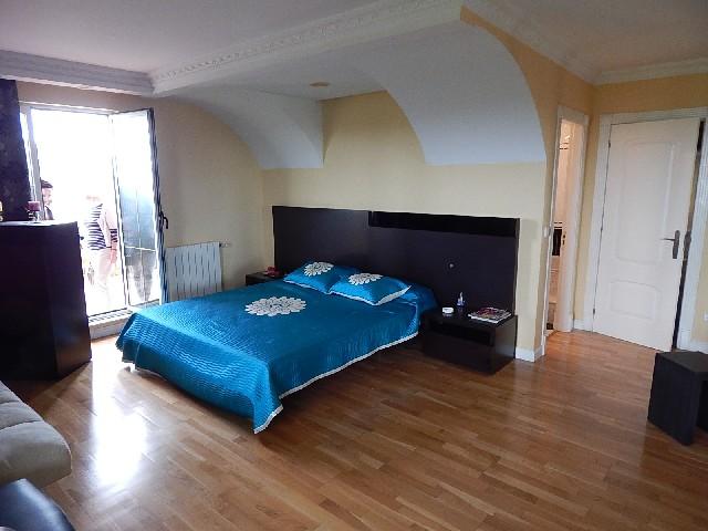 Chalet for Sale in Santa Cruz de Bezana