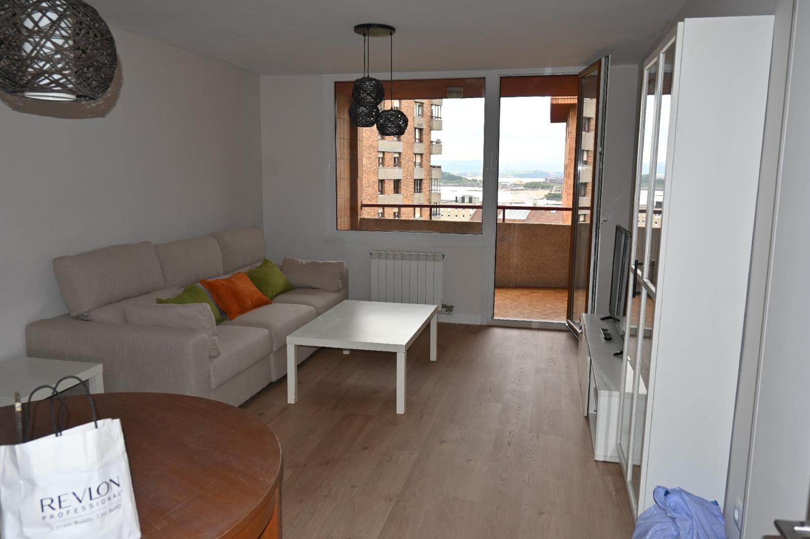 Flat for Rent in Santander