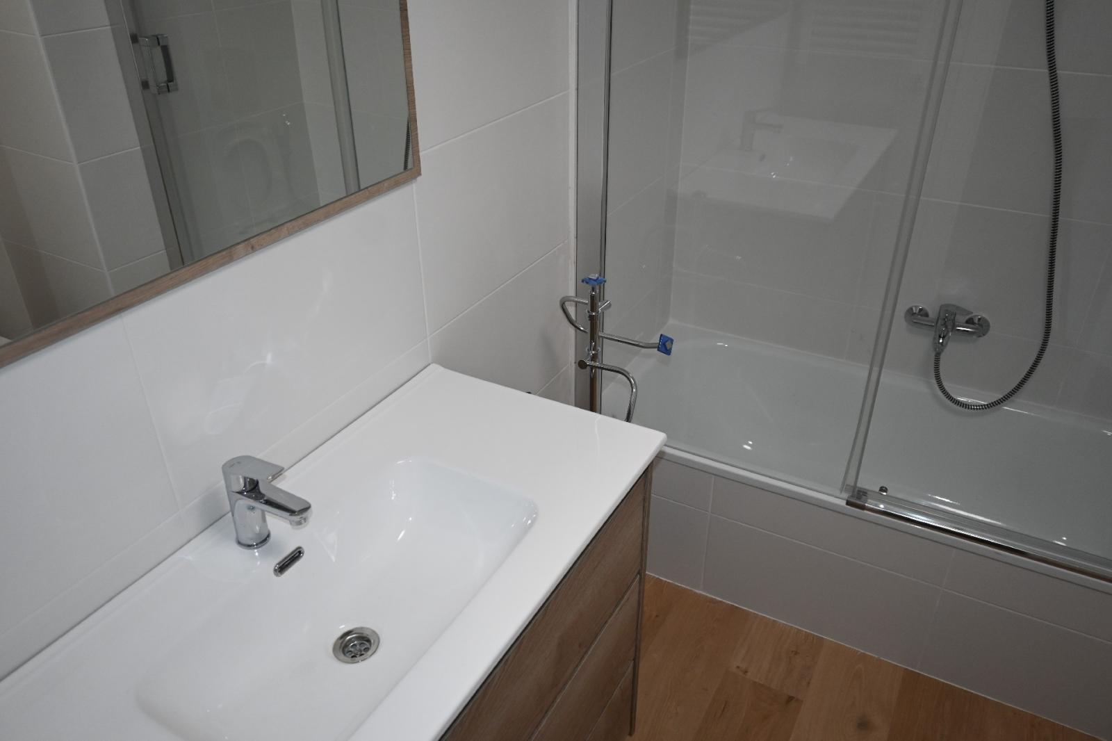 Flat for Rent in Santander