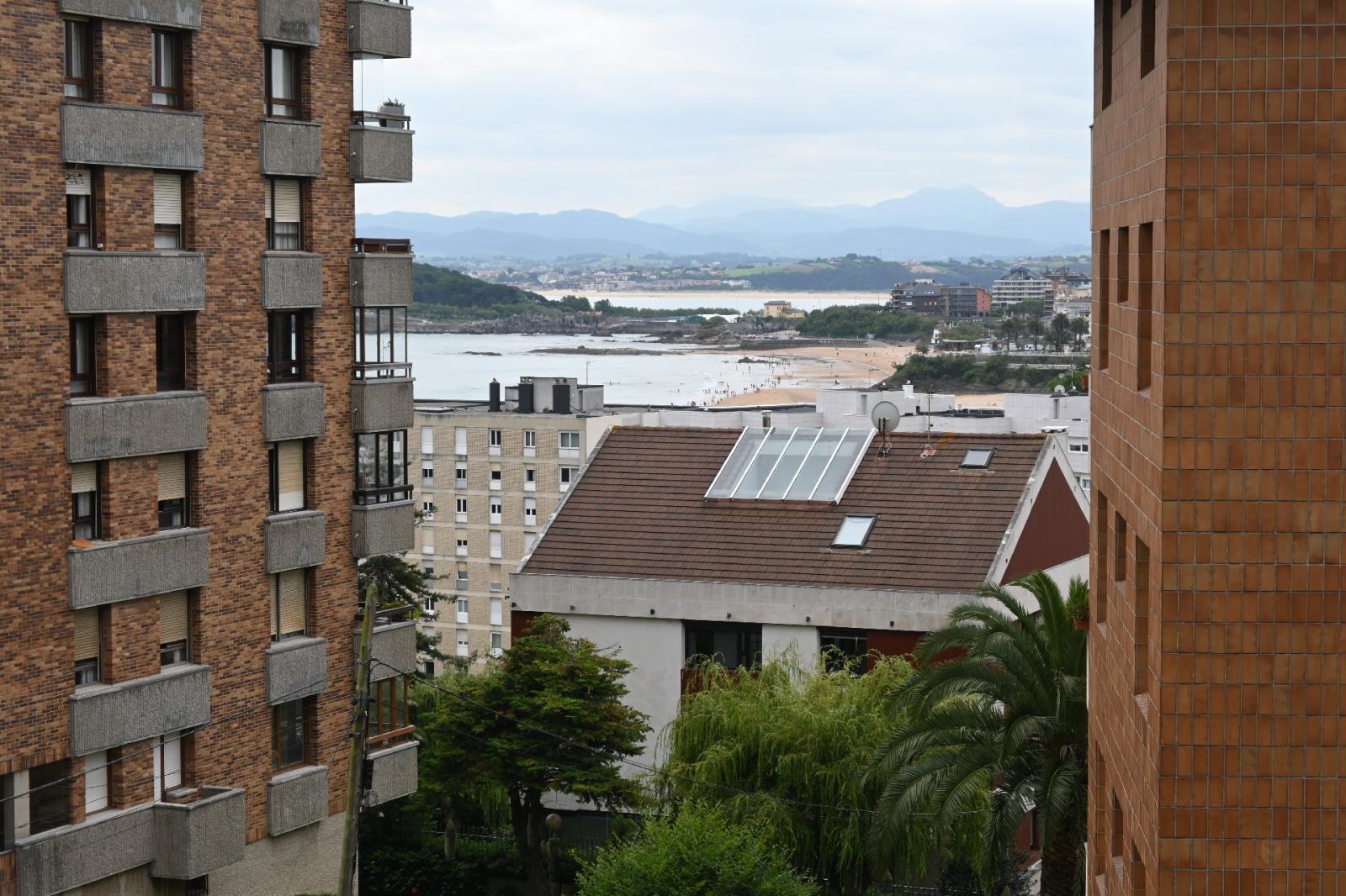 Flat for Rent in Santander