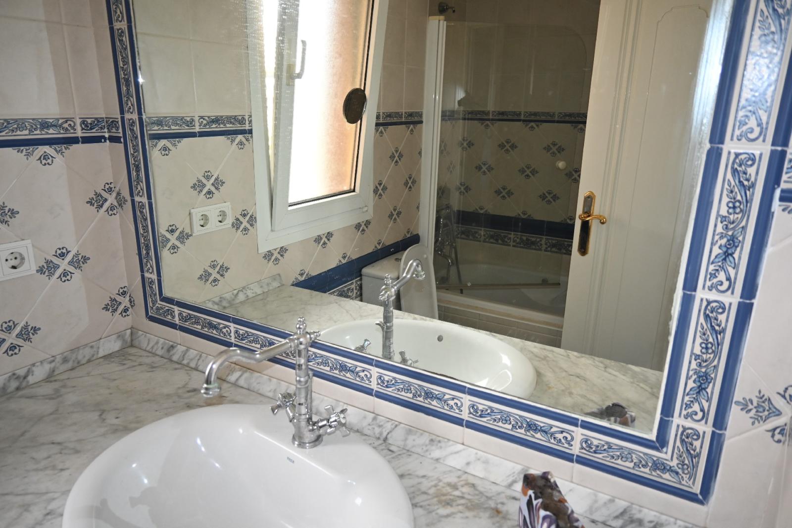 Flat for Rent in Santander