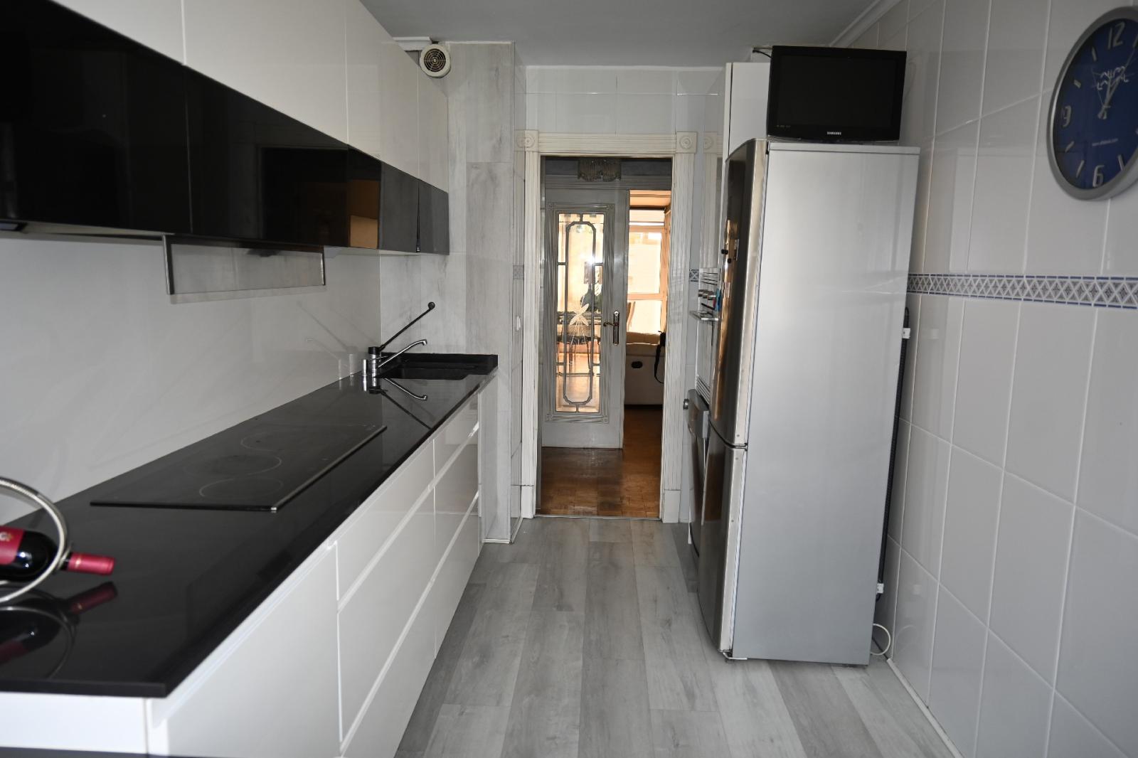 Flat for Rent in Santander