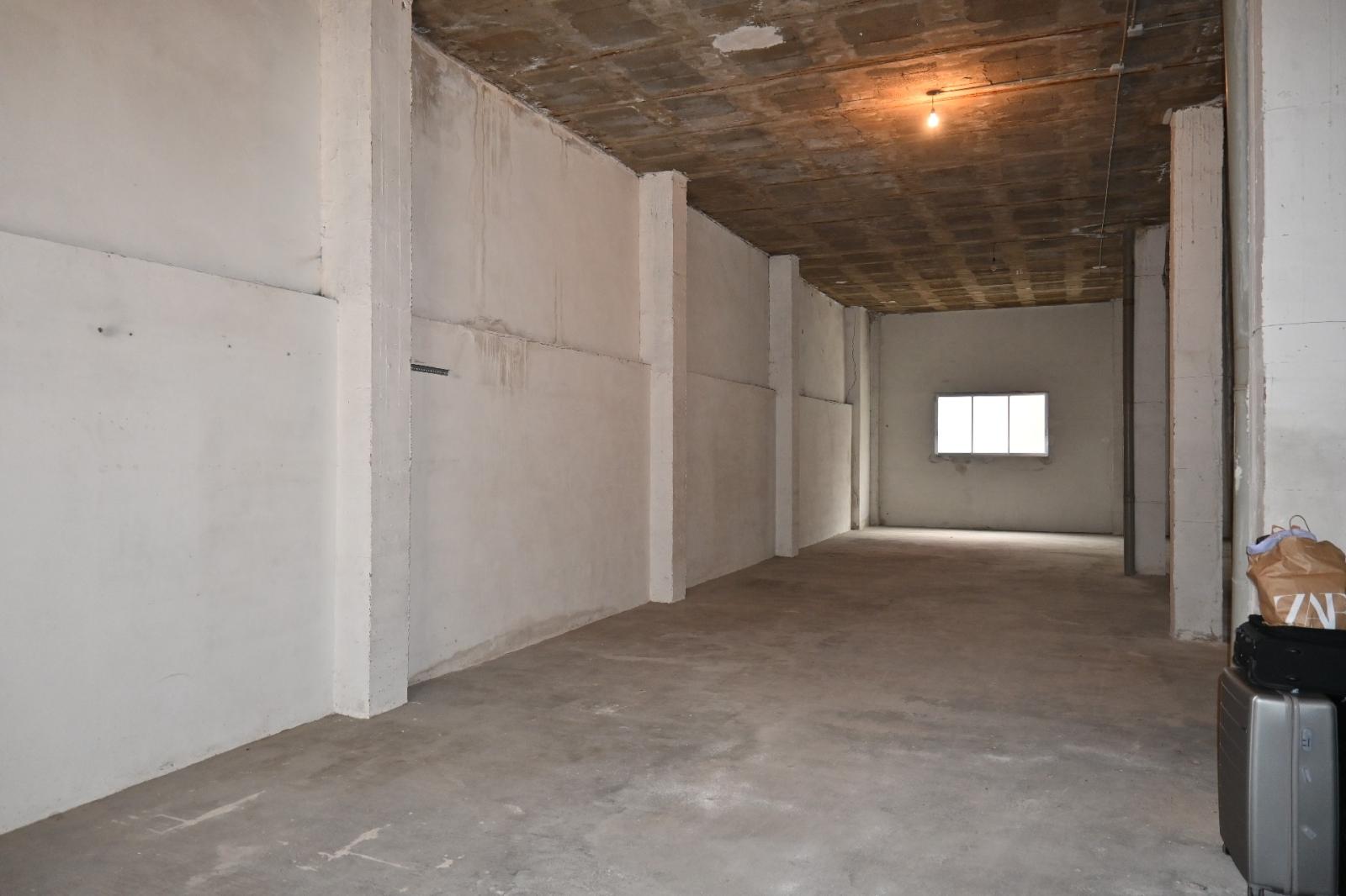 Premise for Sale in Santander