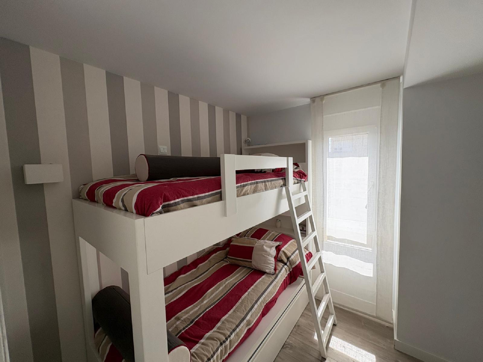 Flat for Rent in Santander