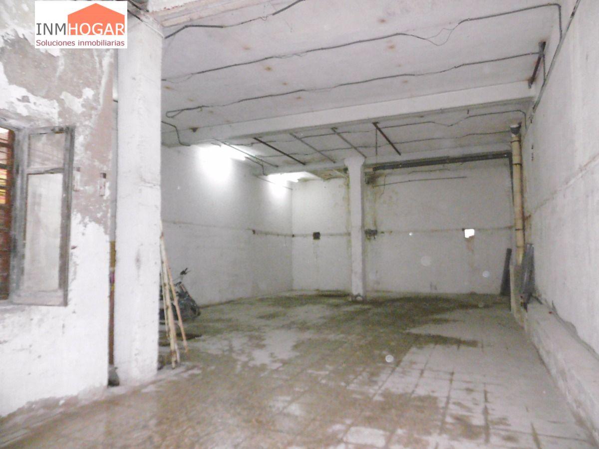 Premise for Rent in Ávila