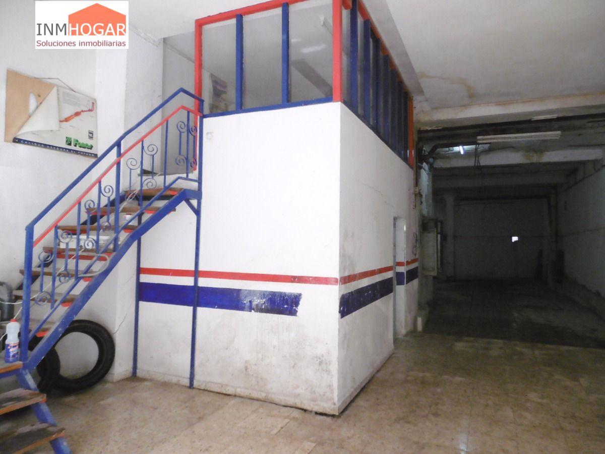 Premise for Rent in Ávila