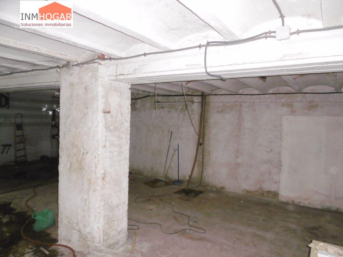 Premise for Rent in Ávila