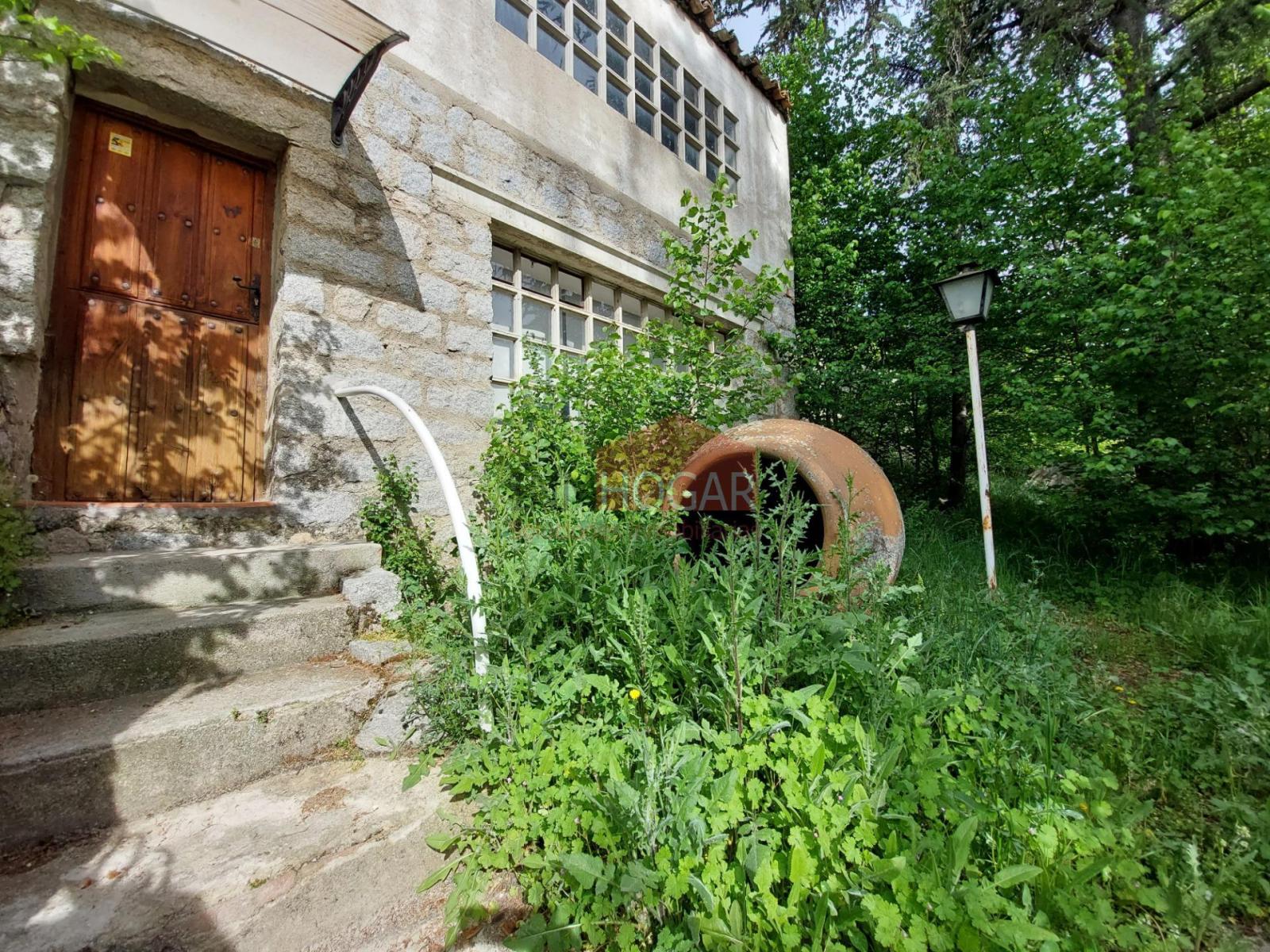 Chalet for Sale in Ávila