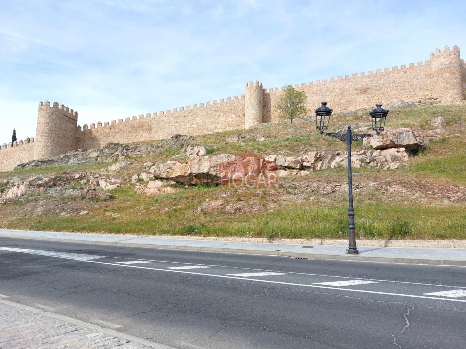 Chalet for Sale in Ávila