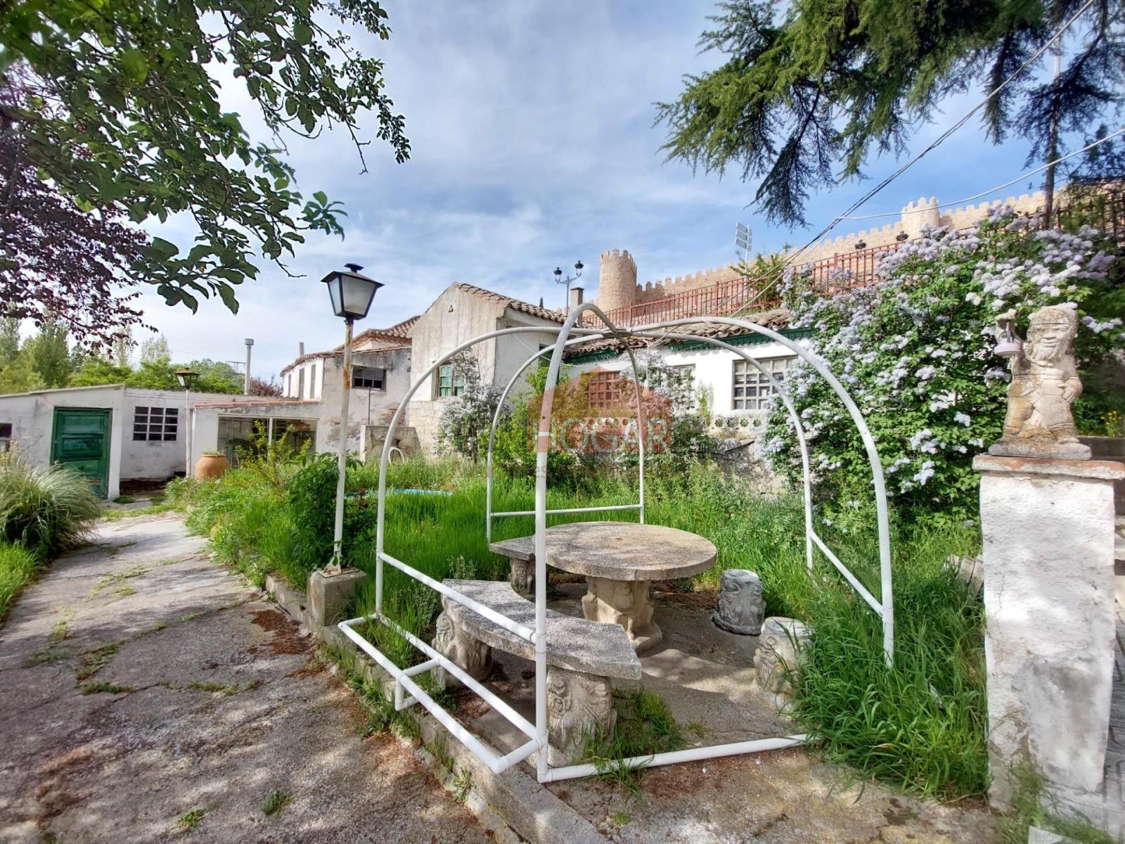Chalet for Sale in Ávila