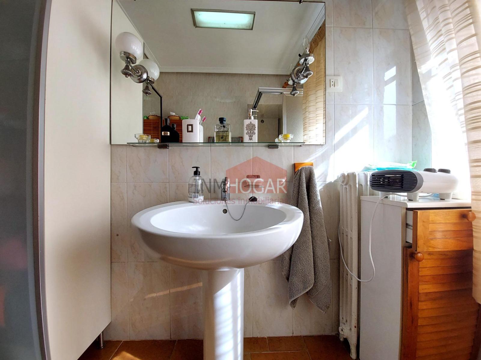 Chalet for Sale in Ávila