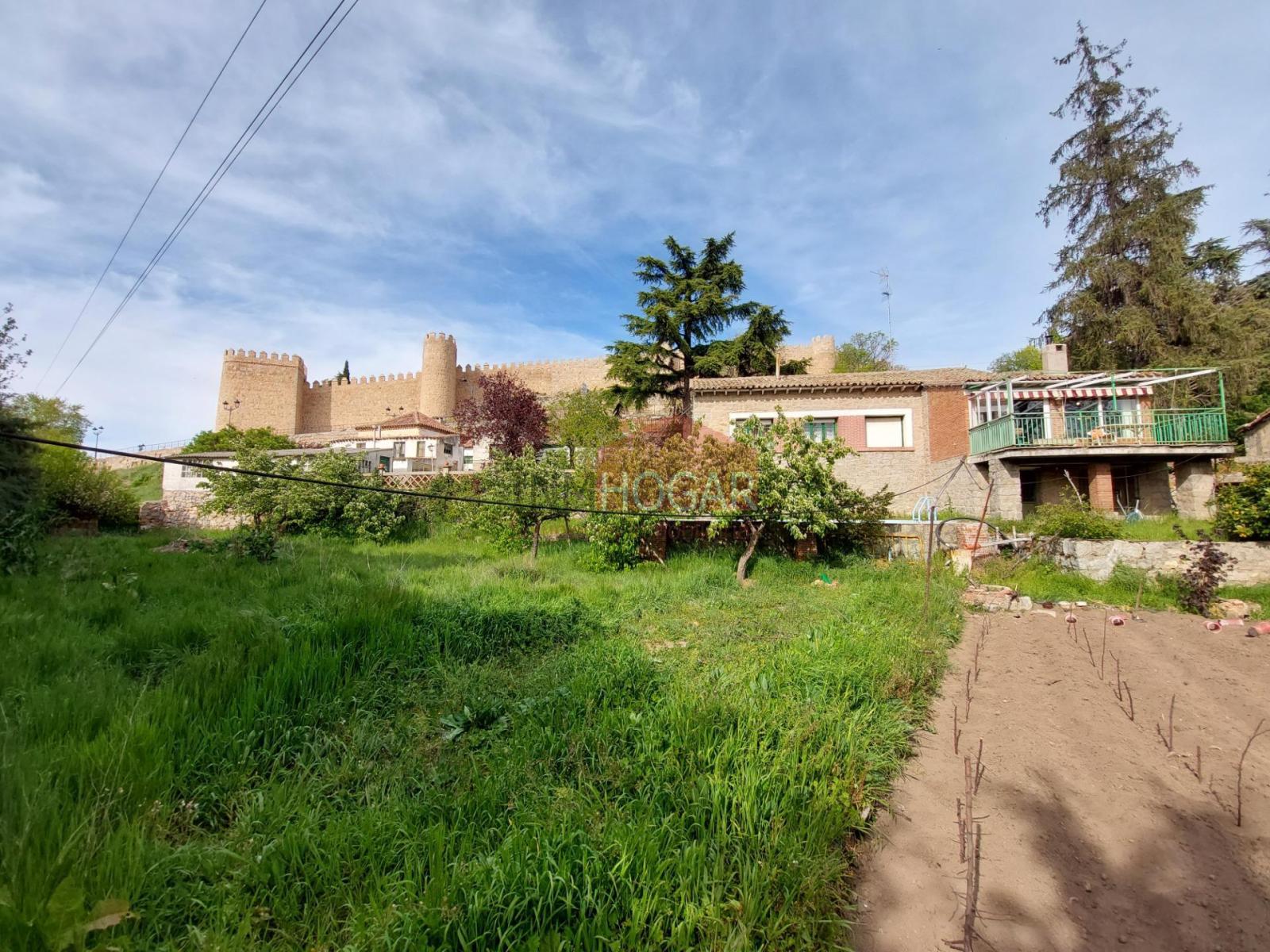 Chalet for Sale in Ávila
