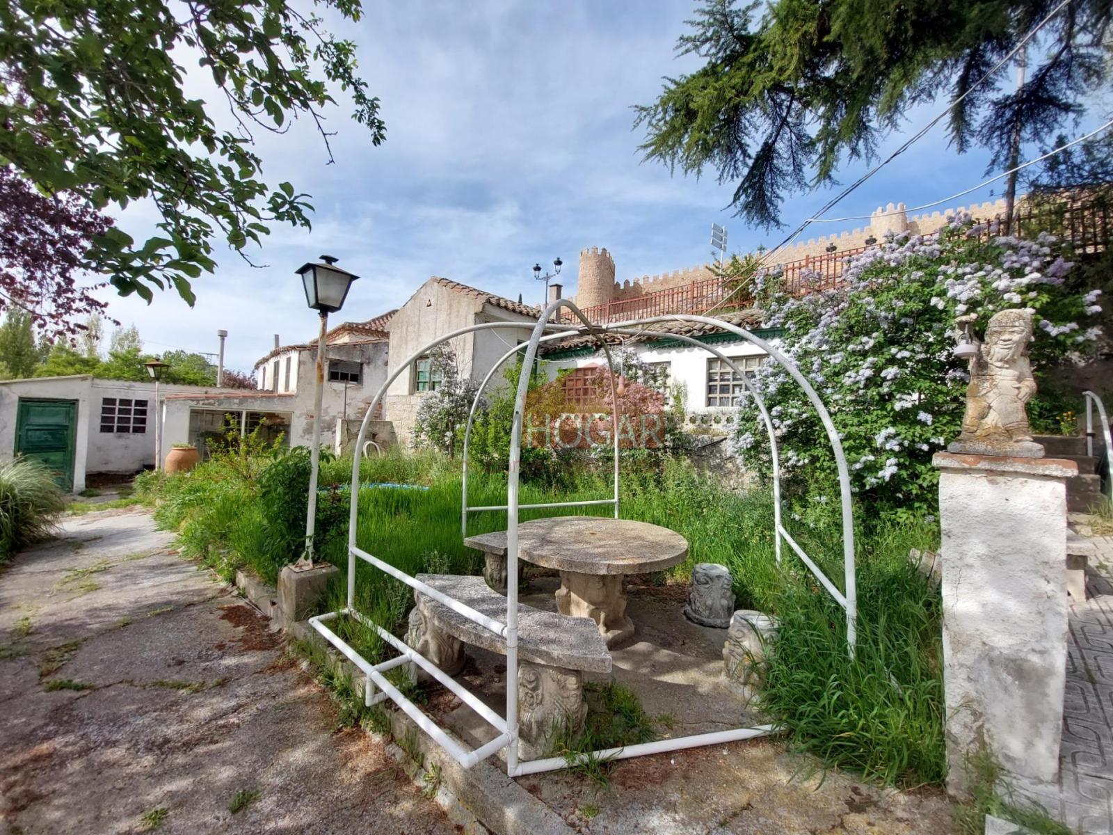 Chalet for Sale in Ávila