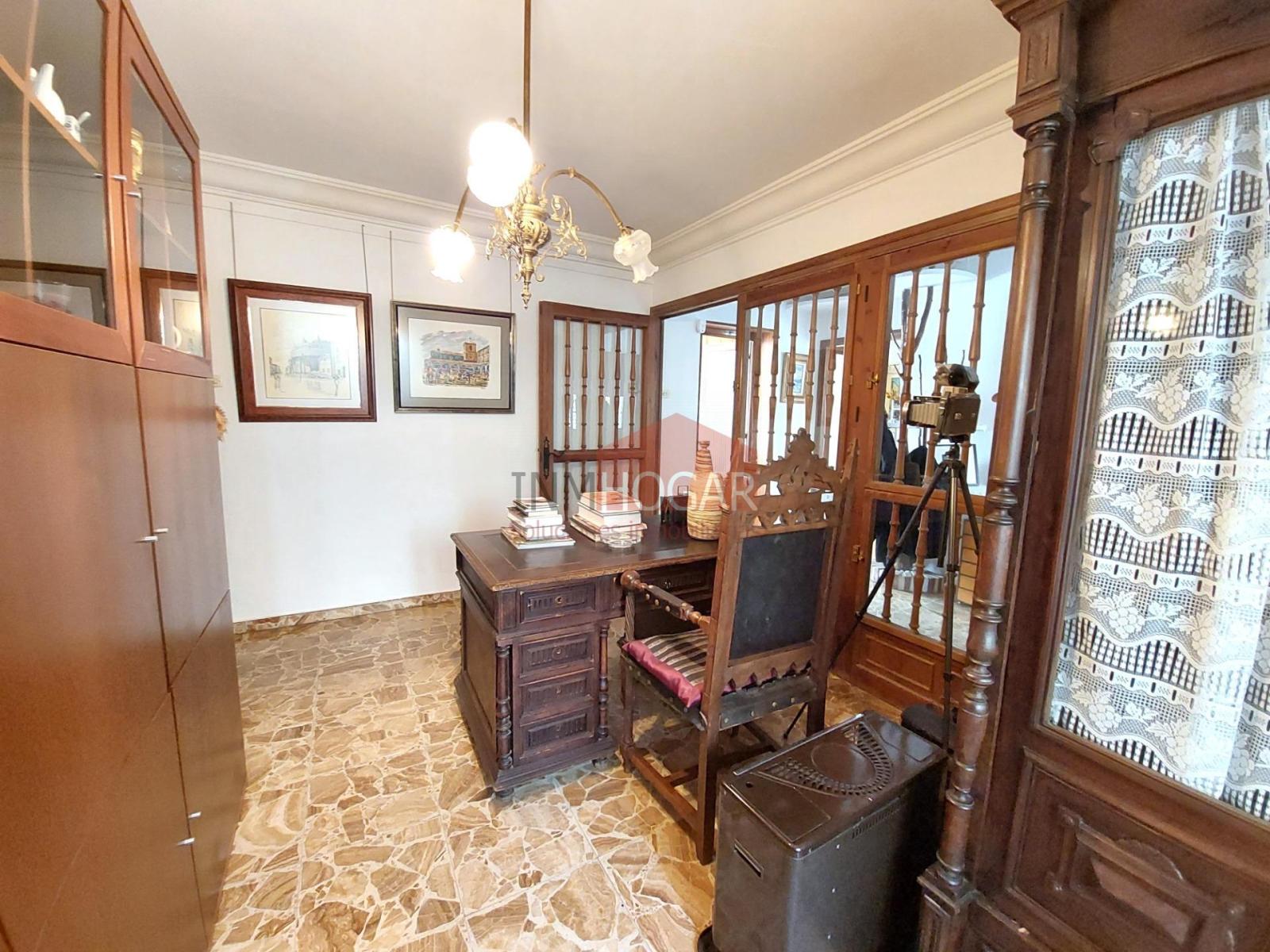 Chalet for Sale in Ávila