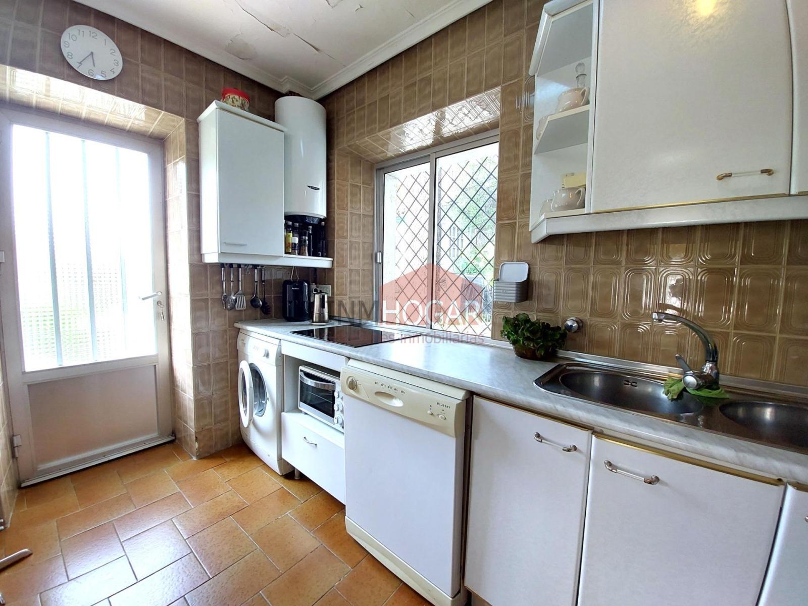 Chalet for Sale in Ávila